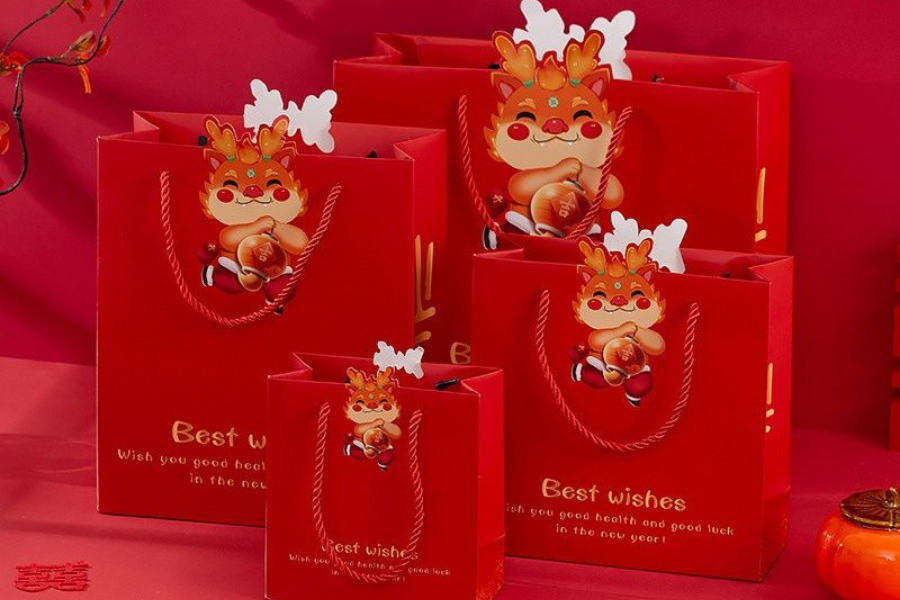 in-tui-giay-dung-qua-tet-2