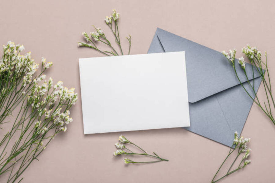 thiet-ke-phong-bi-thu-cong-ty-2