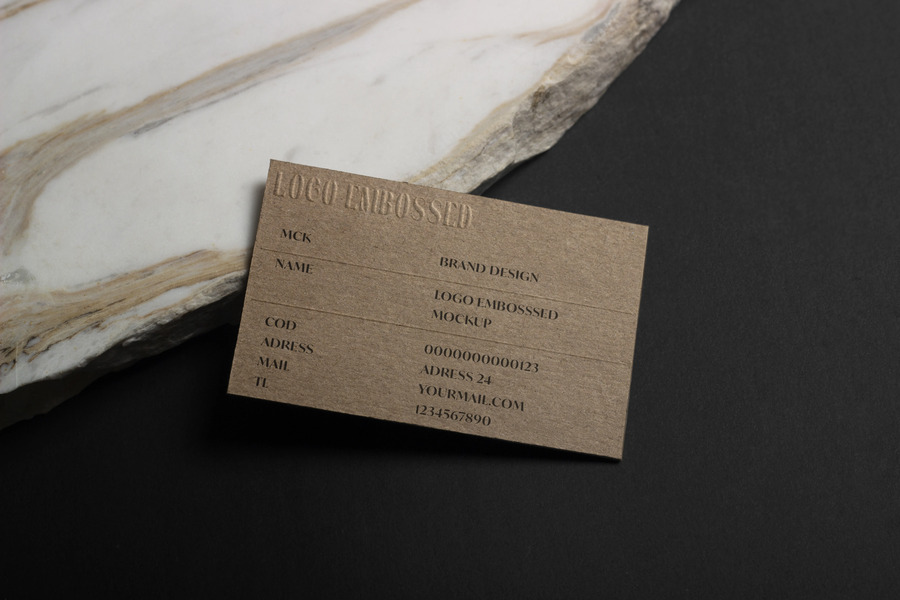 chat-lieu-in-card-visit-11