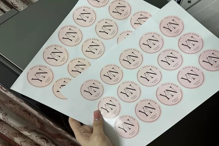 decal-giay-va-decal-nhua-6