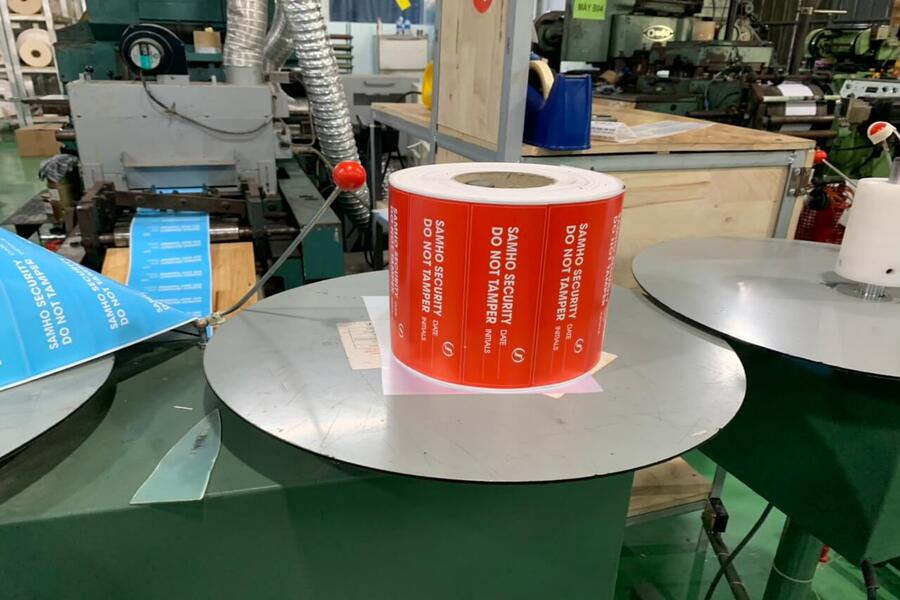 in-decal-cuon-gia-re-kcn-gia-binh-6